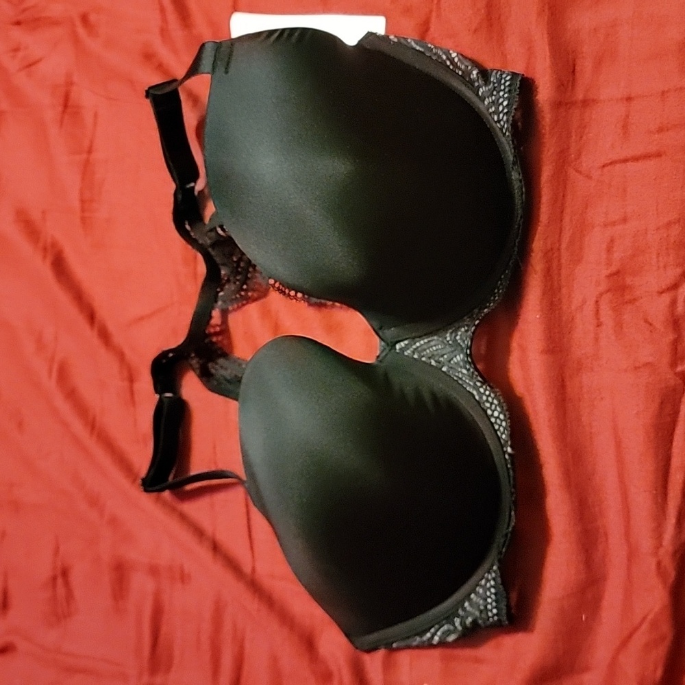 NWT Black Bra